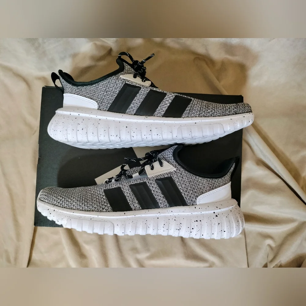 NIB! Adidas Kaptir 4.0K. Size 7 Youth/Women's Size 8.5